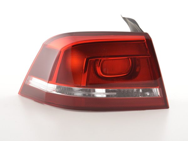 Verschleißteile Rückleuchte links VW Passat 3C Limousine  2010- rot/klar